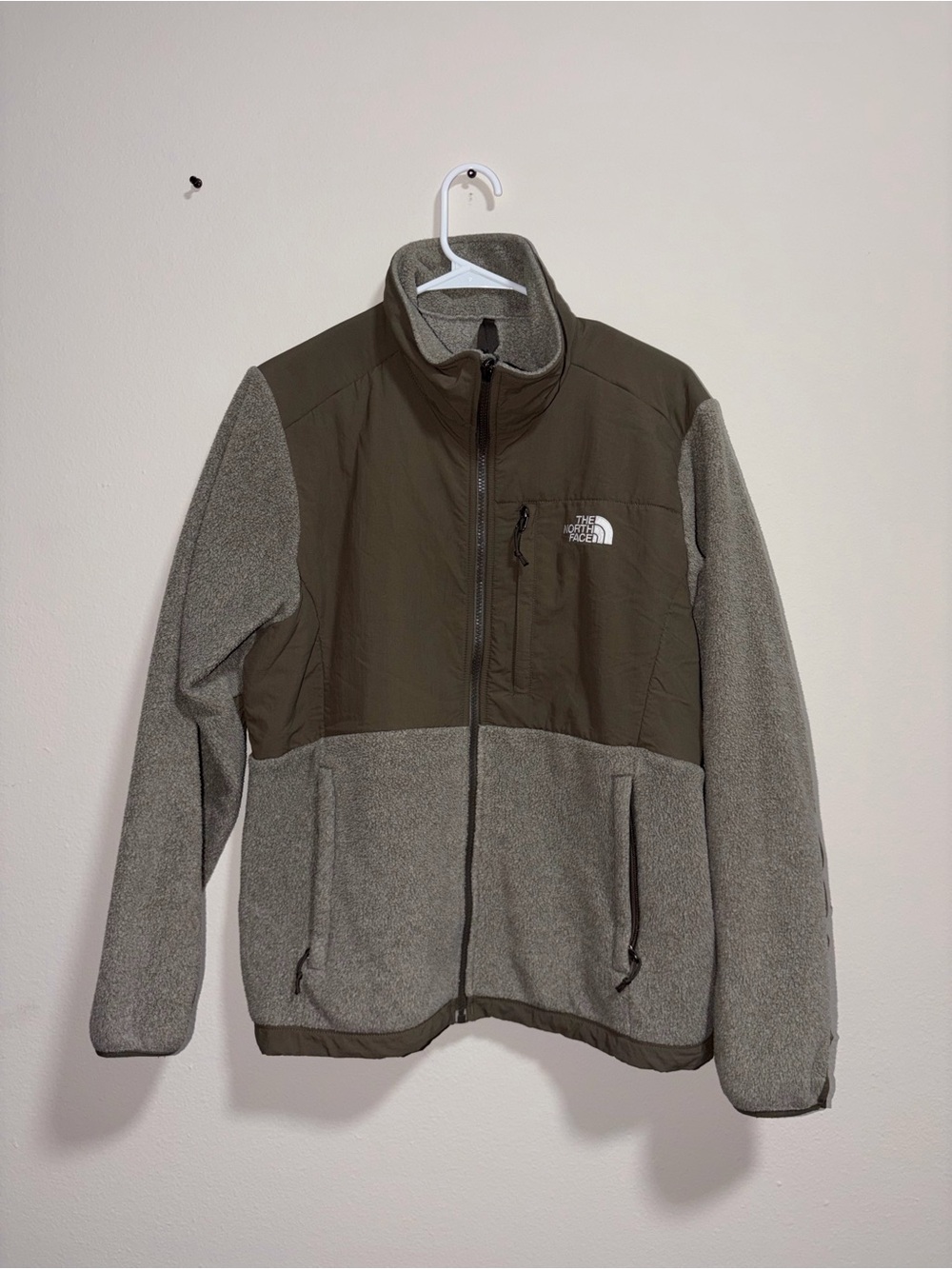 The North Face Women’s Two-Tone Olive/Fossil Fleece Jacket